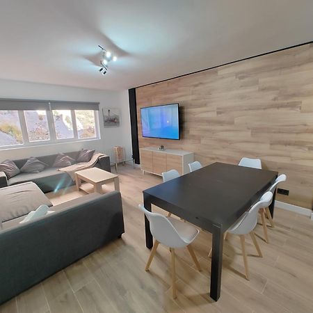 Edificio Montblanc - Apartamentos Junto a la Plaza de Pradollano Sierra Nevada Exterior foto